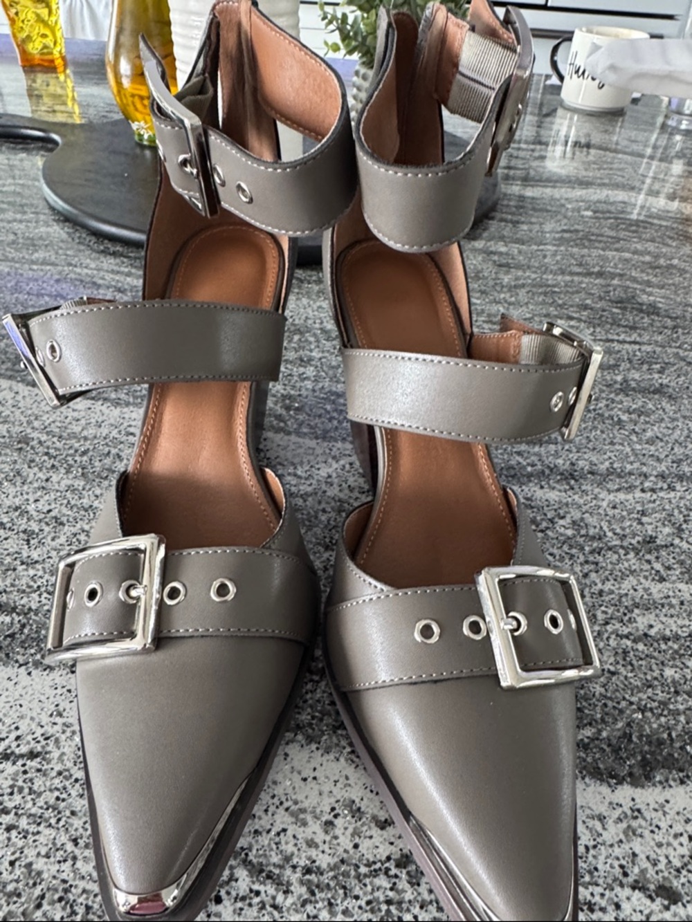 Women's Pointed Toe Buckle Ankle Strap Heels in Metallic Gray